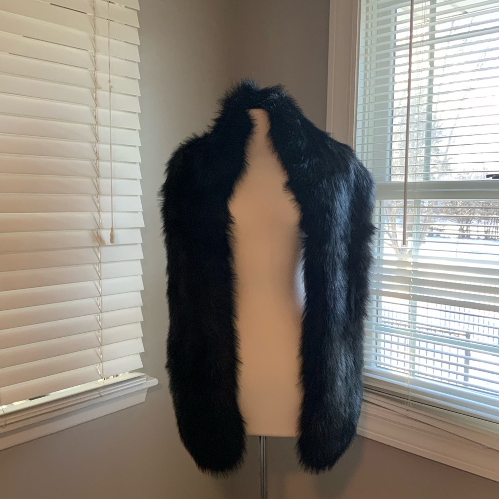 Nordstrom Black faux fur wrap